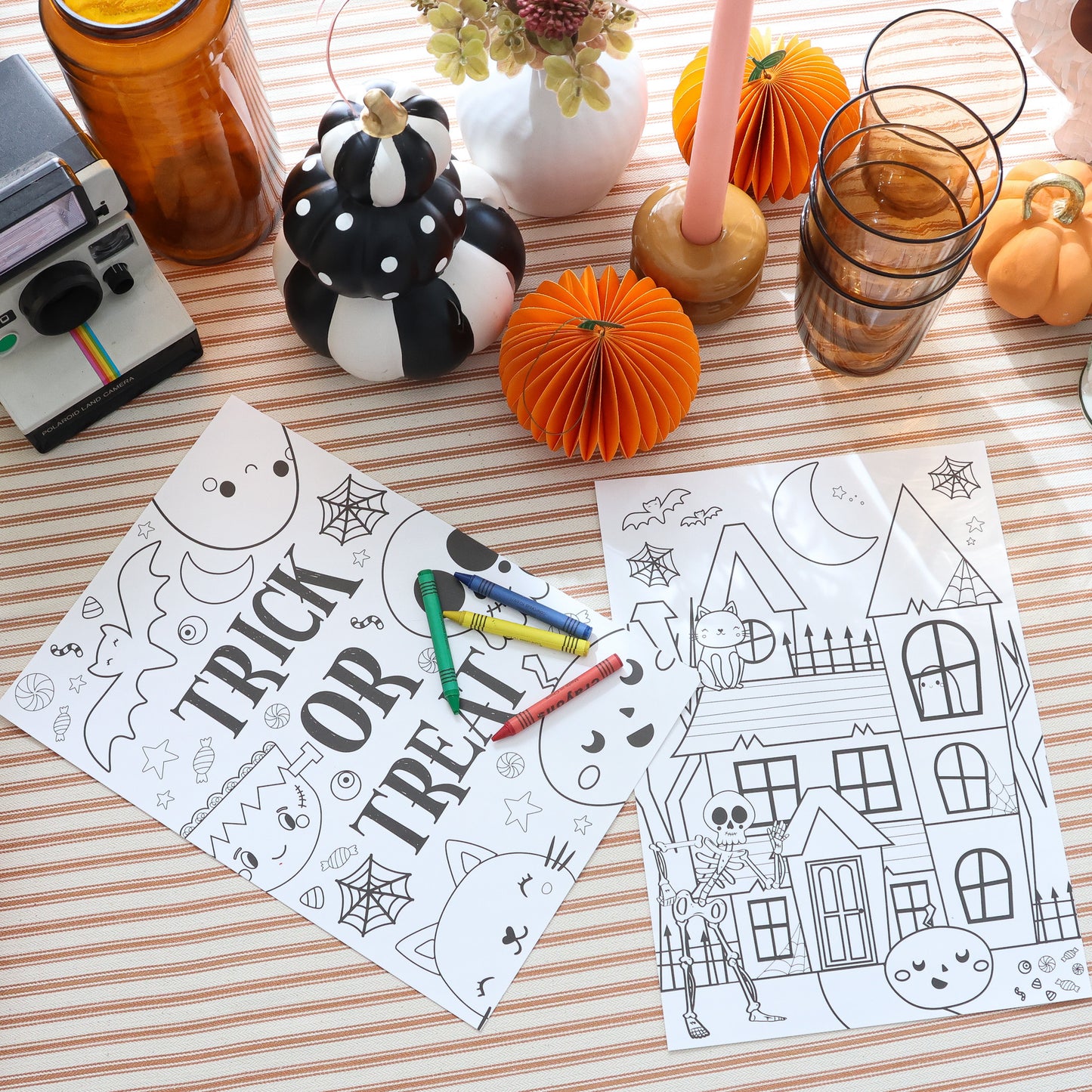 A4 HALLOWEEN COLOURING POSTERS PACK OF 2